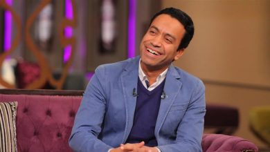 صورة الكوميديان المصري سامح حسين يطور برنامجه قطايف قبل رمضان