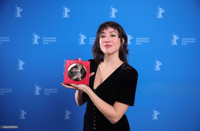 الفيلم اللبناني يوما ما ولد يفوز بالدب الذهبي مهرجان برلين السينمائي