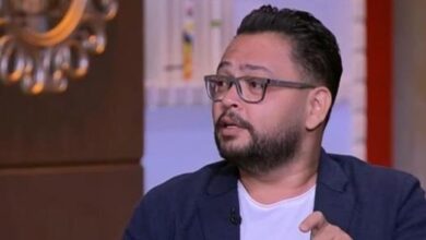 صورة النجم المصري احمد رزق يواصل حضوره ونجاحاته في دراما رمضان بمسلسل اللون الازرق