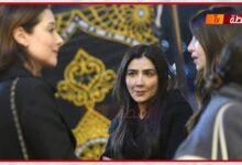 صورة النجمة المصرية مي عمر تتلقي واجب العزاء في والدها بحضور عدد كبير من النجوم