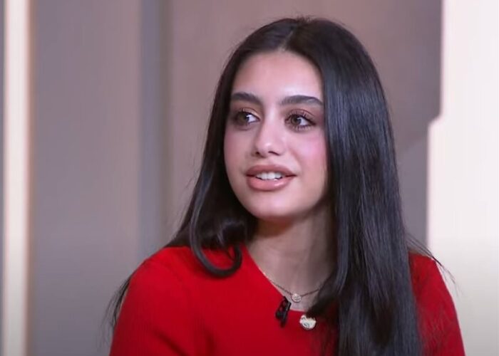 النجمة المصرية ياسمين العبد تنتظر إبن النصابة وتواصل نشاطها الفني بنجاح