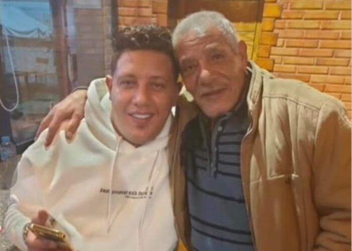 رحيل والد نجم المهرجانات حمو بيكا وحشد من النجوم والأصدقاء بالجنازة بالاسكندرية