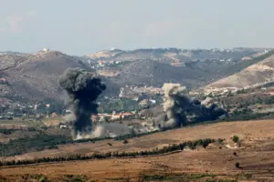 طيران الاحتلال يشن غارة جوية تستهدف بلدة طيرفلسيه جنوبي لبنان