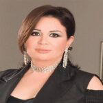 الفنانة إلهام شاهين تراهن على فيلم الحافي بعد حظر تجول وغياب