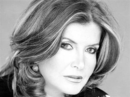 الفنانة ميرفت امين تواصل نشاطها بعد كلهم بيحبو مودي وتفتقد رجاء الجداوي ودلال عبد العزيز