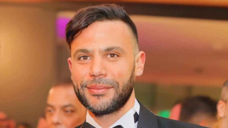 النجم محمد إمام يصرح بأنه الاعلي أجرأ بعد والده ويحقق إيرادات قياسية بفيلم صقر وكناريا