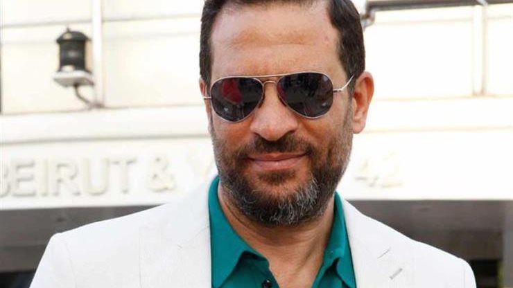الفنان المصري ماجد المصري يجري عملية جراحية دقيقة عاجلة بالعين