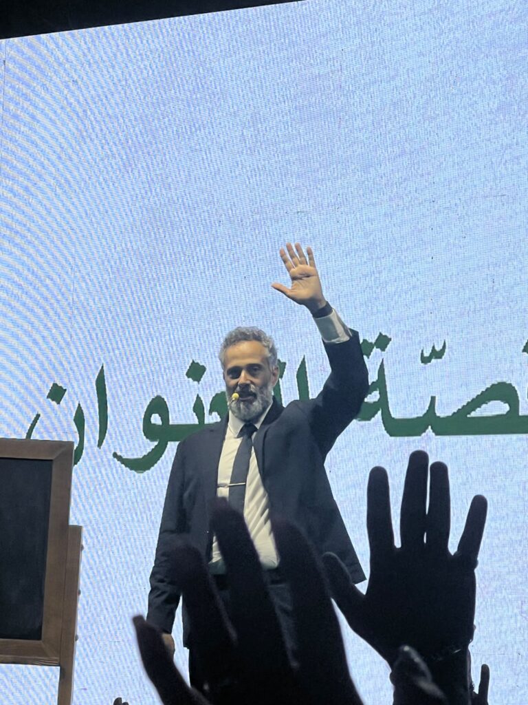من الورشة في الجية إلي الاردن.. غطاس يطلق الكتاب المفقود ويؤسس لمشروعه التعليمي الجديد