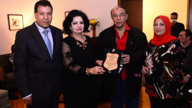 صورة الموسيقار محمد الموجي يكرم في صالون ريتا بدر الدين الثقافي