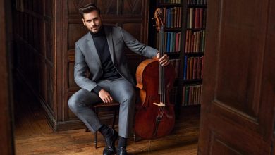 صورة هاوزر والتشيللو الذهبي: مشروع موسيقي لتوحيد الشعوب